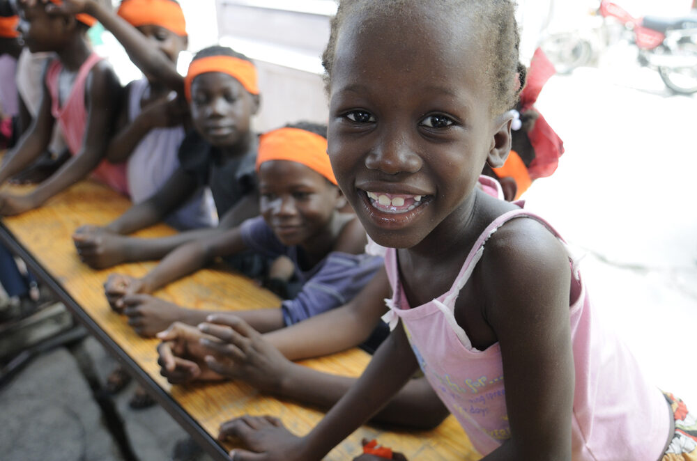 Port-au-prince smiling young girl